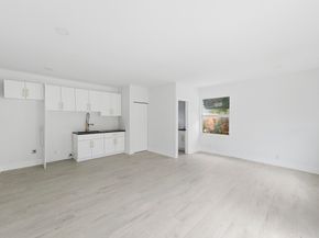 216 NE 23rd Avenue, Pompano Beach FL 33062