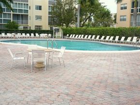 2851 Somerset Drive 103, Lauderdale Lakes FL 33311