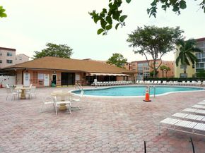 2851 Somerset Drive 103, Lauderdale Lakes FL 33311