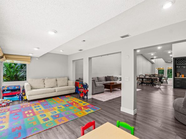 4674 Fountains Drive S, Lake Worth FL 33467