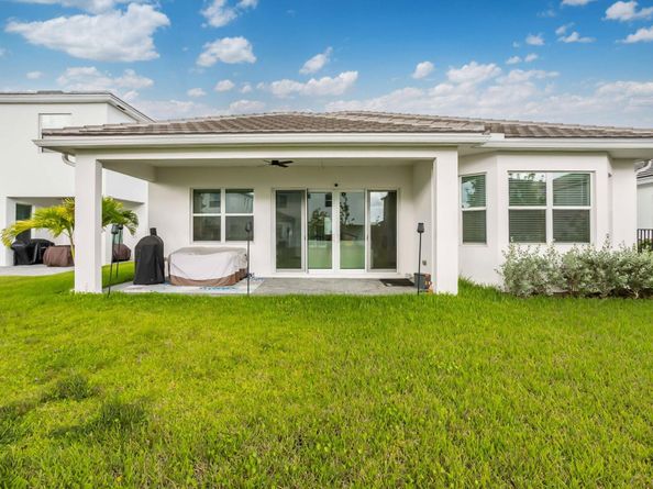 5735 Shore Pine Place, Westlake FL 33470