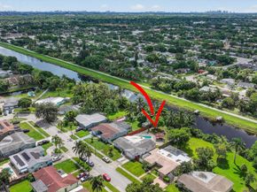6534 NW 1st St, Margate FL 33063