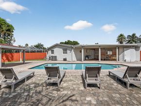 6534 NW 1st St, Margate FL 33063