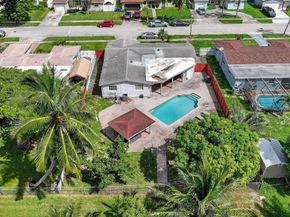 6534 NW 1st St, Margate FL 33063