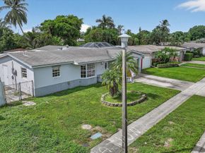 6534 NW 1st St, Margate FL 33063