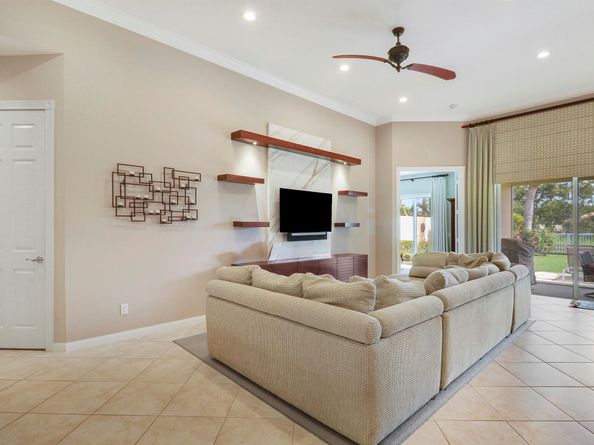 8435 Belize Place, Wellington FL 33414