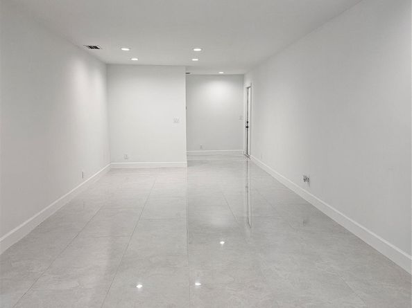 9557 NW 2nd Pl 9557, Coral Springs FL 33071