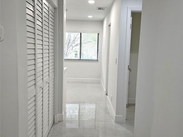 9557 NW 2nd Pl 9557, Coral Springs FL 33071