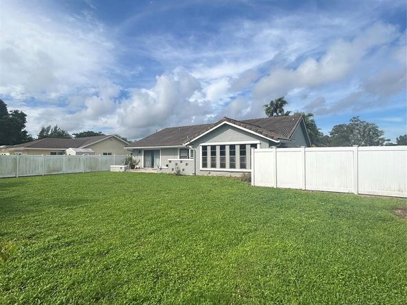 21910 Pine Trce, Boca Raton FL 33428