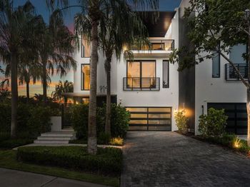 914 Palm Trail