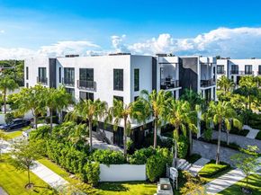 914 Palm Trail, Delray Beach FL 33483