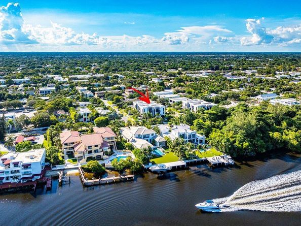 914 Palm Trail, Delray Beach FL 33483