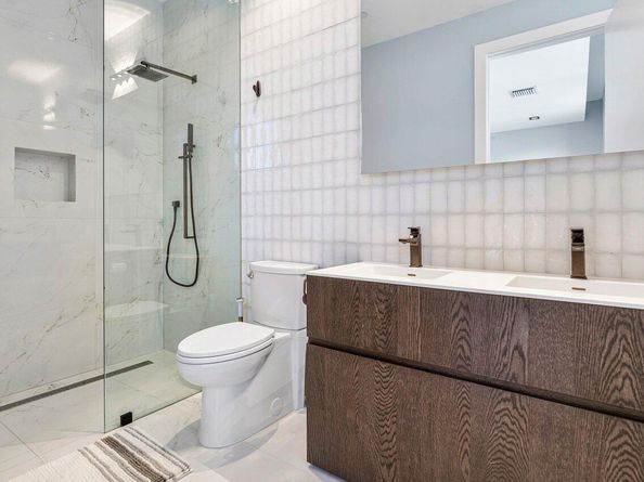 914 Palm Trail, Delray Beach FL 33483
