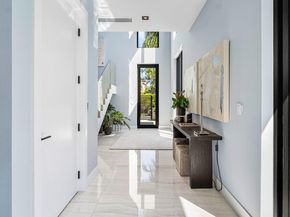 914 Palm Trail, Delray Beach FL 33483