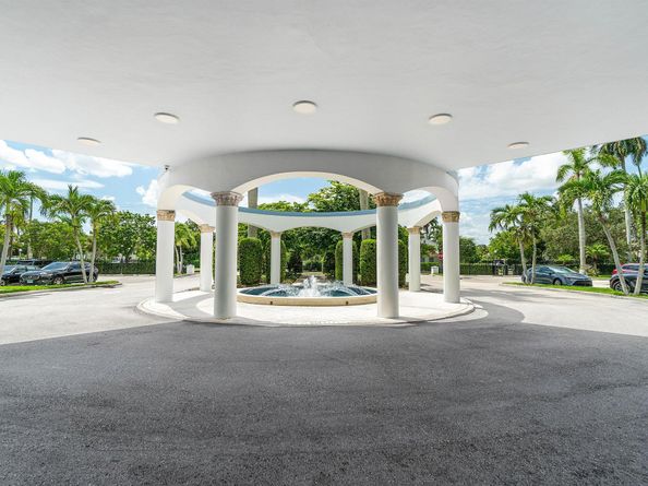 3800 Washington Road 904, West Palm Beach FL 33405