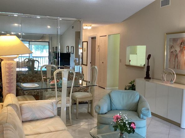 15235 Lakes Of Delray Boulevard 303, Delray Beach FL 33484