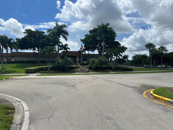 15235 Lakes Of Delray Boulevard 303, Delray Beach FL 33484