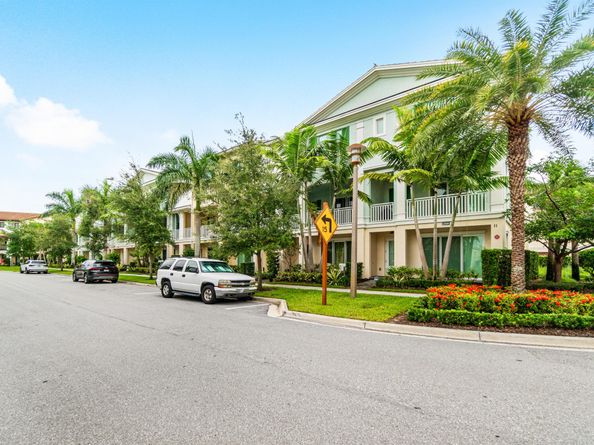 12624 Machiavelli Way, Palm Beach Gardens FL 33418