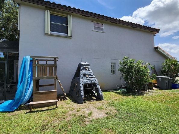 6011 Citrine Ct, Boynton Beach FL 33472