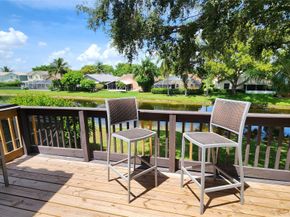 6011 Citrine Ct, Boynton Beach FL 33472