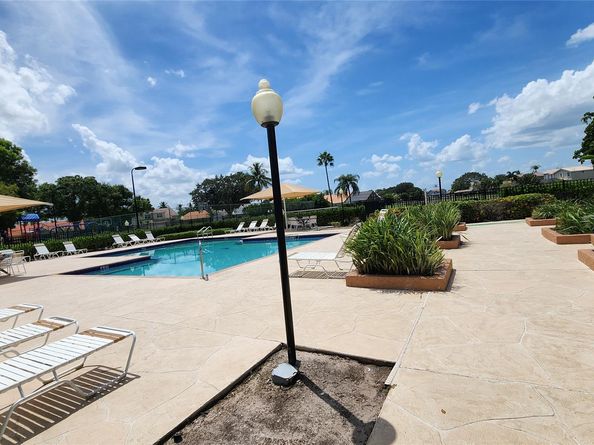 6011 Citrine Ct, Boynton Beach FL 33472