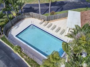 3154 Via Poinciana 114, Lake Worth FL 33467
