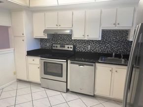 3154 Via Poinciana 114, Lake Worth FL 33467