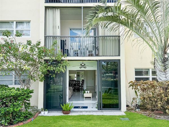 2350 NE 14th Street Cswy 108, Pompano Beach FL 33062