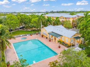 2020 shoma dr 179, Royal Palm Beach FL 33414