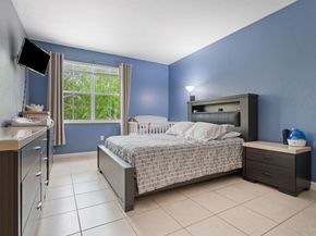 2020 shoma dr 179, Royal Palm Beach FL 33414
