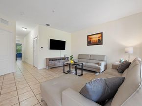 2020 shoma dr 179, Royal Palm Beach FL 33414