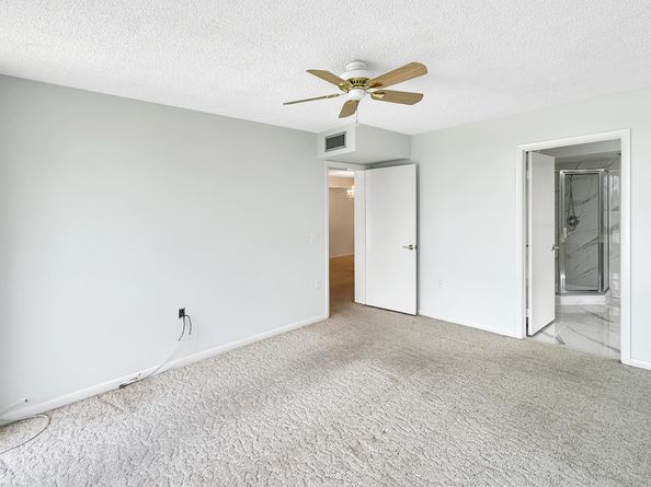 2601 Village Boulevard 301, West Palm Beach FL 33409