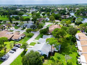 6117 Elsinore Circle, Greenacres FL 33463