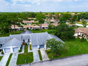6117 Elsinore Circle, Greenacres FL 33463