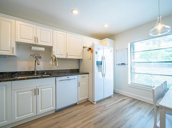 6117 Elsinore Circle, Greenacres FL 33463