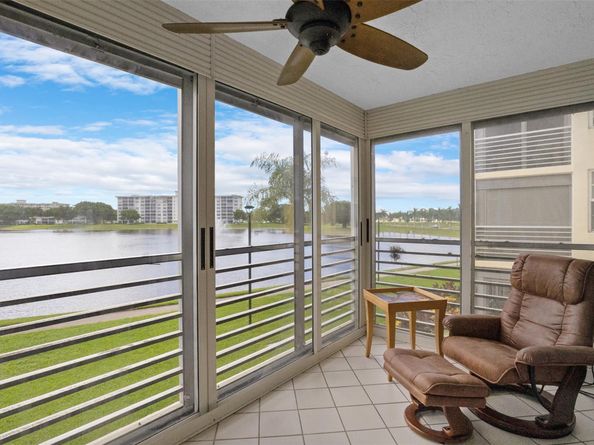 3095 N Course Dr 203, Pompano Beach FL 33069