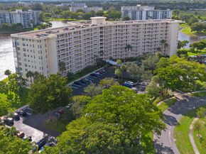 3095 N Course Dr 203, Pompano Beach FL 33069