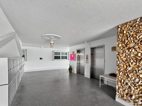 501 Lake Shore 503 Drive 503, Lake Park FL 33403