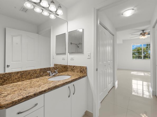 255 NE 3rd Avenue 2303, Delray Beach FL 33444
