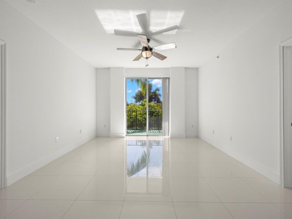255 NE 3rd Avenue 2303, Delray Beach FL 33444