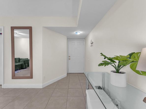 9022 W Atlantic Blvd 213, Coral Springs FL 33071