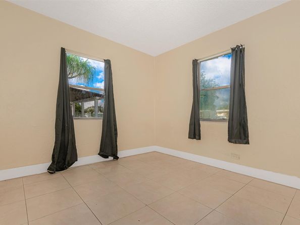 416 NW 19th Ave, Fort Lauderdale FL 33311