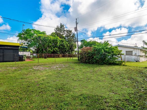 416 NW 19th Ave, Fort Lauderdale FL 33311