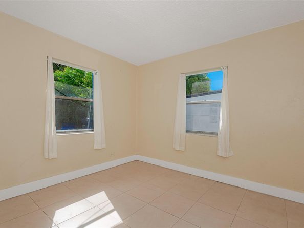 416 NW 19th Ave, Fort Lauderdale FL 33311