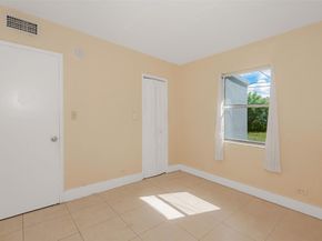 416 NW 19th Ave, Fort Lauderdale FL 33311