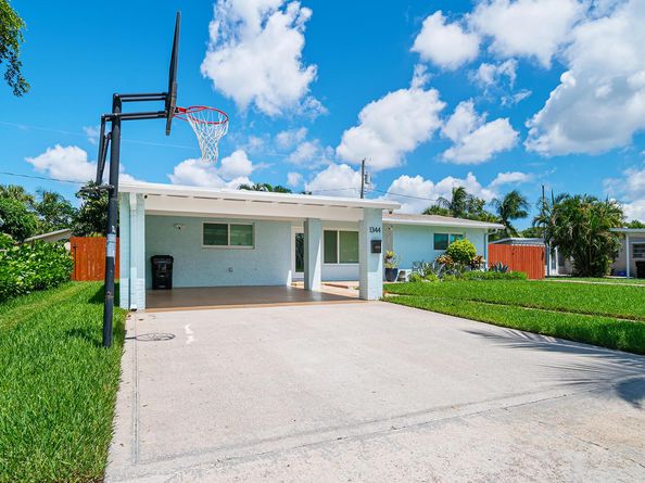 1344 Crest Drive, Lake Worth Beach FL 33461