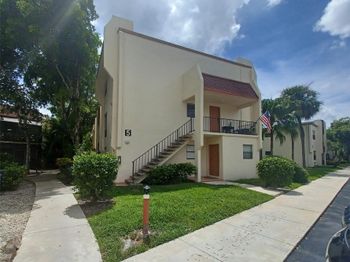 301 N Pine Island Rd
