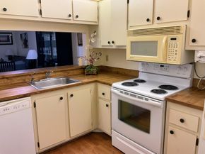 7214 Golf Colony Court 101, Lake Worth FL 33467