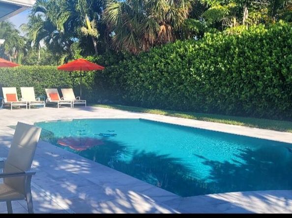 337 Cascade Lane, Palm Beach Shores FL 33404