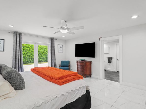 337 Cascade Lane, Palm Beach Shores FL 33404